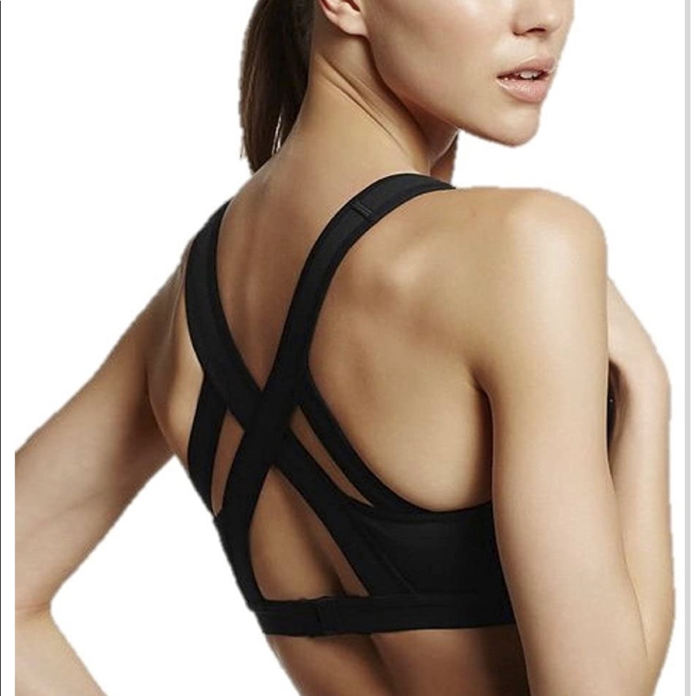 *NWOT* Victoria’s Secret Incredible Sports Bra